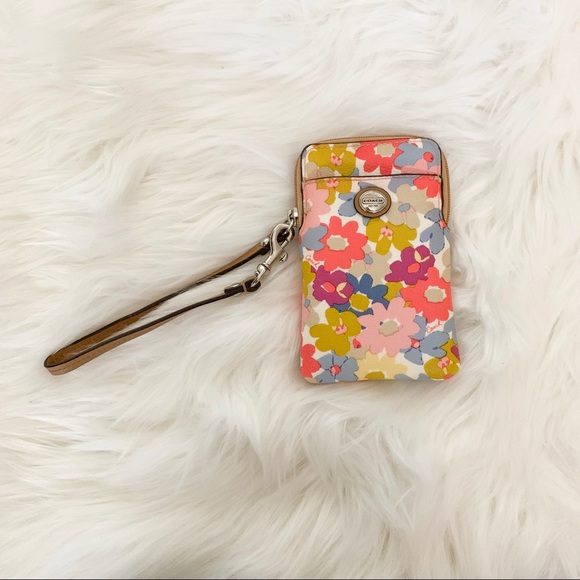 Coach Handbags - Coach floral wristlet